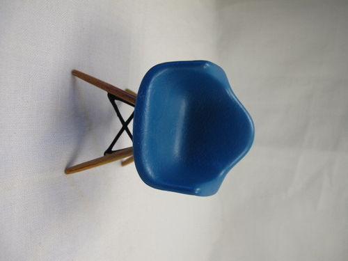 Dowel Arm Chair blau